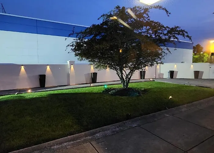 Super 8 By Wyndham Morton Grove/Chicago